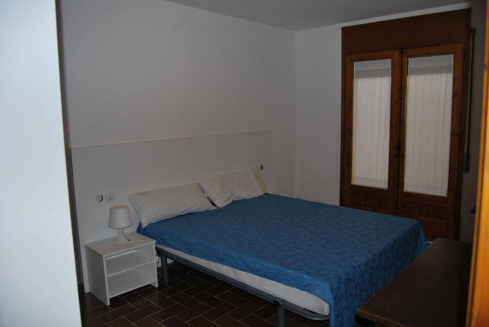 Apartamentos Tamariu - Muga Bagian luar foto